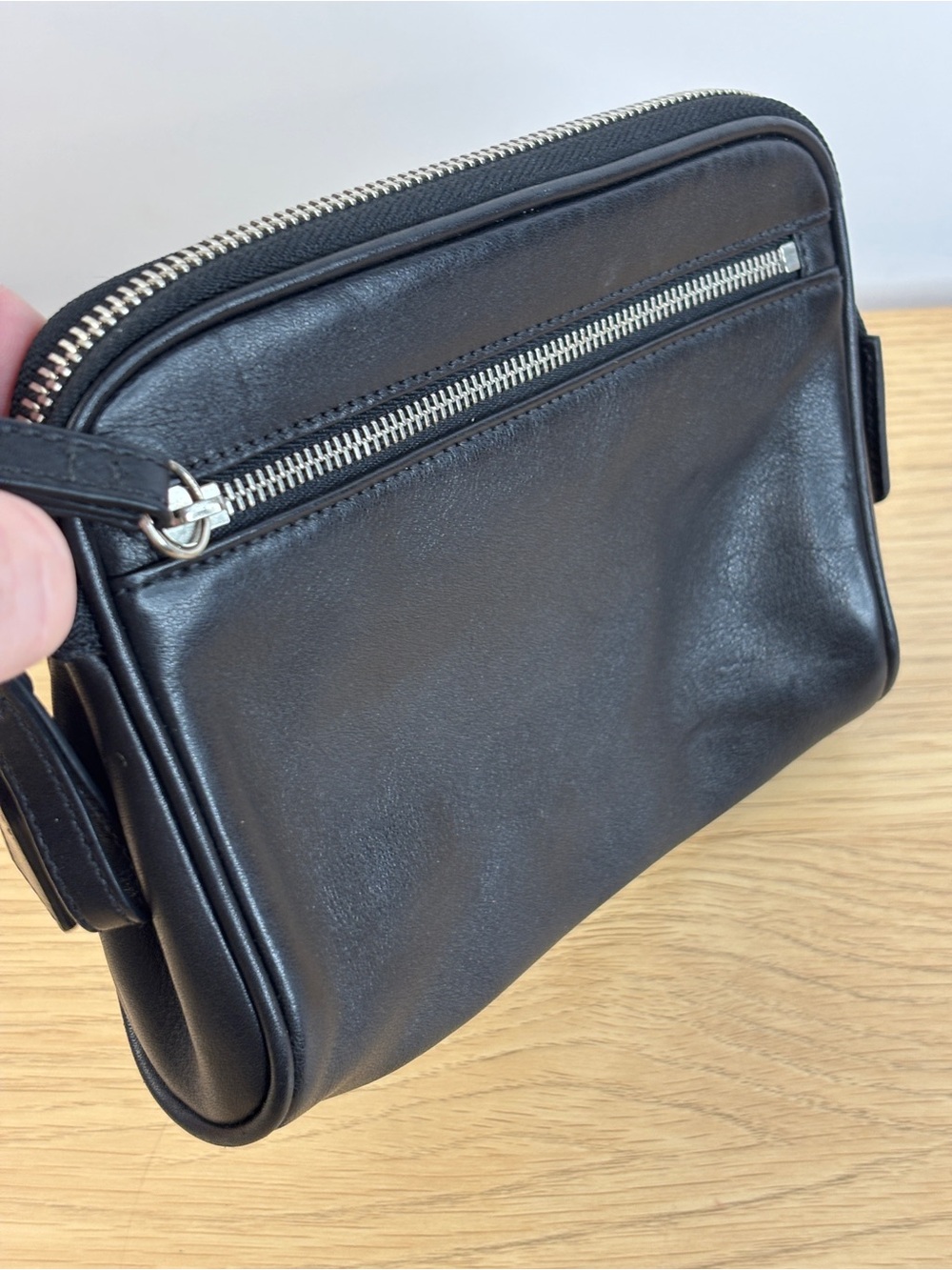 Coach Black Leather Zip Makeup Bag or Toiletry Pouch - Picture 3 of 11